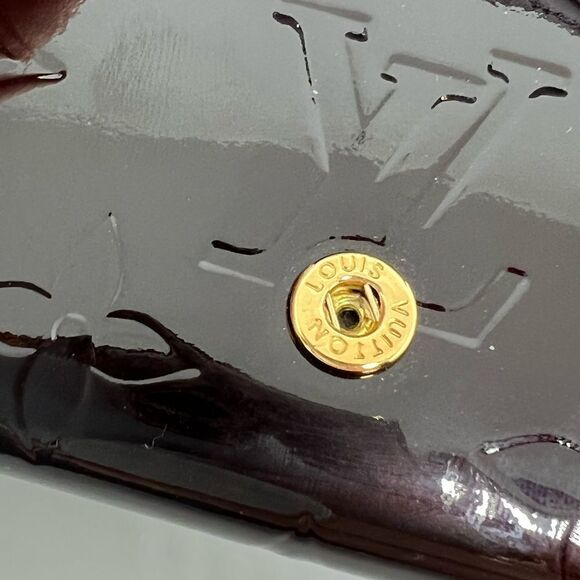 Louis Vuitton Authentic Monogram VERNIS Amarante Card Case Auth LV - Picture 5 of 6